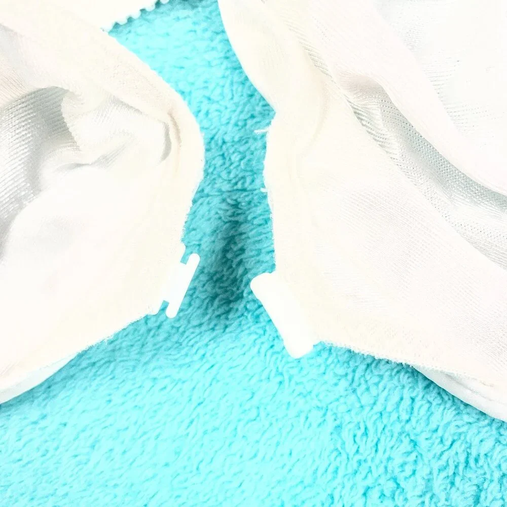 Victoria's Secret 36D Underwire, Convertible, Front Clasp White Bra - Vintage - Picture 13 of 13